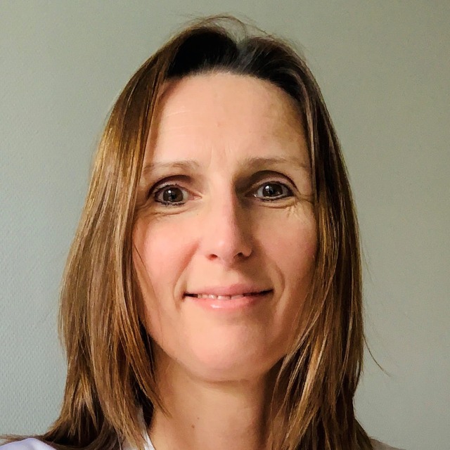 Anke Balleux, Moeder · organisatorische duizendpoot